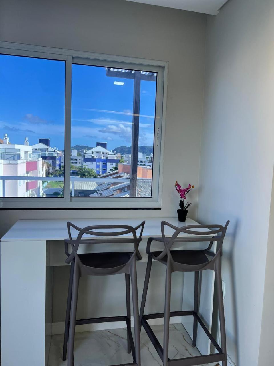 Apartamento Cobertura Vista Livre Com Tres A 400m Da , Area Nobre Dos Ingleses Norte - Gaivotas *